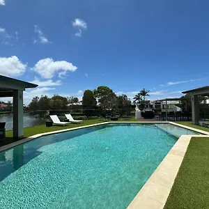 Guest house Lakeside Retreat